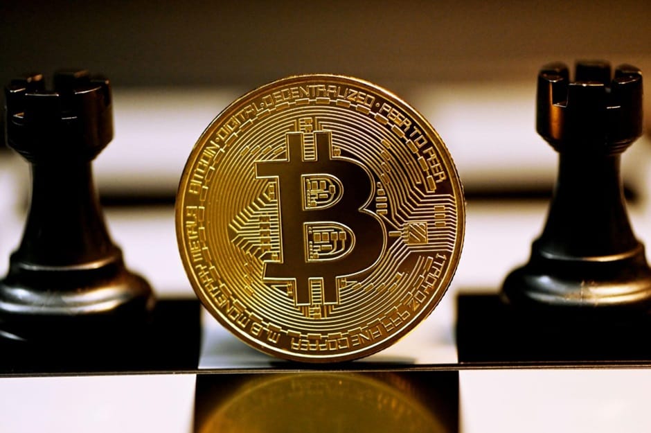 Bitcoin Tạm Chững Đà Tăng Mạnh: Lực Mua Giảm, ETF Vẫn Hút Vốn Kỷ Lục