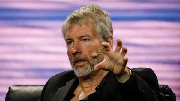 Michael Saylor tạm dừng mua thêm Bitcoin dù giá giảm dưới $87.000